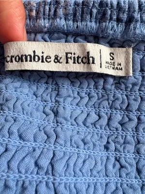 Abercrombie & Fitch Floral Smocked Puff Sleeve Top Size S thumbnail 9