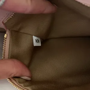 Authentic MCM logo Diamond Leather zip top clutch/Crosby❤️ thumbnail 9