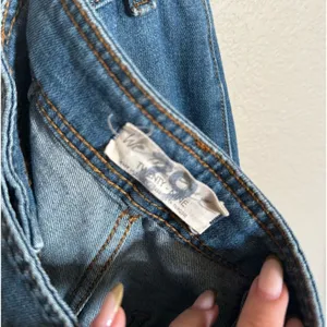 Free People Mindy Flare Leg High Rise Raw Hem Jeans‎ sz 29 Indigo Blue thumbnail 7