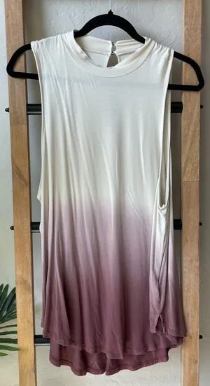 American Eagle Outfitters Cream to Mauve Ombre Sleeveless Tank thumbnail 1