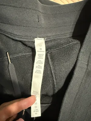 Lululemon scuba jogger thumbnail 2