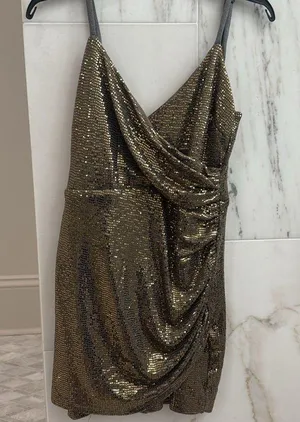 Cosmopolitan Elegant Gold Sequin Dress thumbnail 1