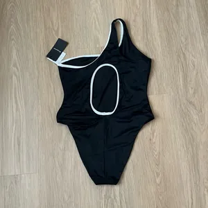 Fabletics One Shoulder Cutout One-Piec Women's Swimsuit L thumbnail 9