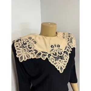 Nancy Johnson Vintage Black Midi Dress Detachable Cream Lace Collar Medium USA thumbnail 3