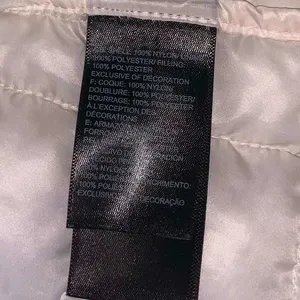 The North Face ThermoBall Eco Vest M White Puffer Gorpcore Layering Apres Ski thumbnail 9