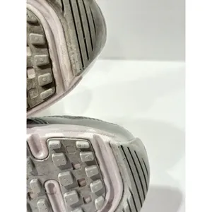 Size 7.5 - Nike V2K Run Metallic Silver W thumbnail 8