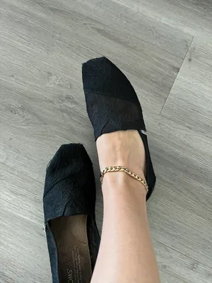 Toms Shoes thumbnail 1