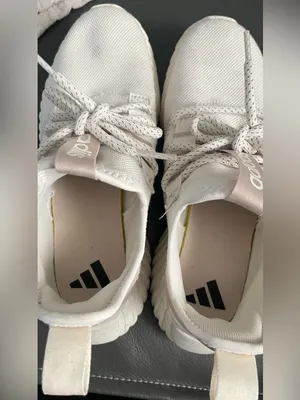 adidas Women’s Cream/tan LIFESTYLE RUNNING KAPTIR FLOW SHOES thumbnail 2