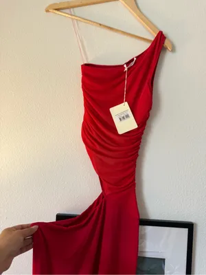 NWT Peppermayo Serenella Red One-Shoulder Cutout Maxi Dress thumbnail 4