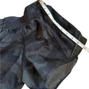 Lululemon Hotty Hot Low Rise Short 4" Camo thumbnail 8