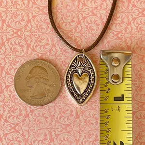 Handmade vintage antique goth style heart necklace 🙏❤️ thumbnail 8