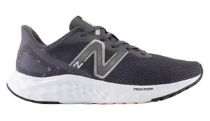 New Balance Fresh Foam Arishi v4 in Grey Beige, Size W10/M8.5 Wide thumbnail 1