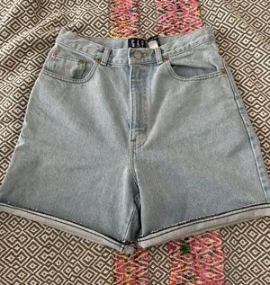 Gap Vintage  Shorts thumbnail 1