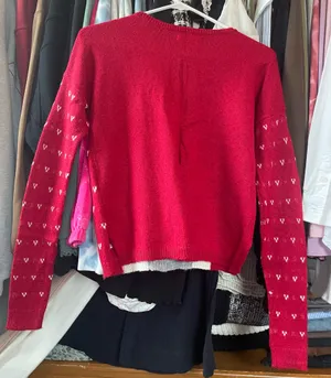 Cute Hollister Polar Bear Sweater thumbnail 3