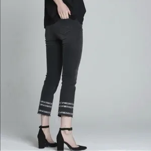 Driftwood Jeans Womens Size 27‎ Black Colette Snake Print Stripe Raw Cuff Crop thumbnail 4