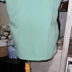 Figs Green Boxy Relaxed Short Sleeve Tee thumbnail 7
