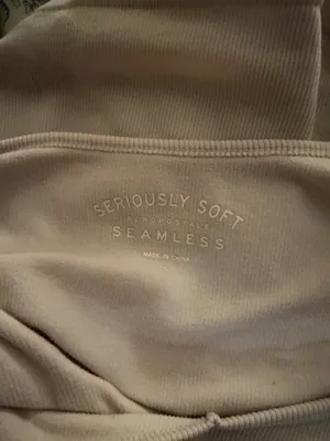 Aeropostale Top thumbnail 2