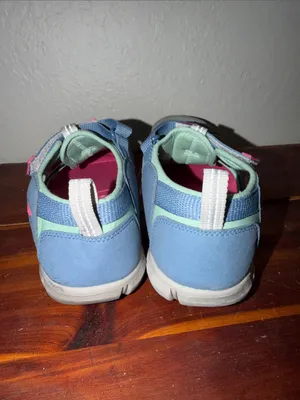 Keen water shoes hiking shoes gorpcore outdoors rafting beach cruise resort thumbnail 7