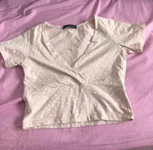 Brandy Melville Cropped Shirt thumbnail 1
