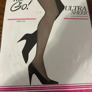 Hose Ultra Sheer Platina Hosiery on the go! XL Queen thumbnail 1