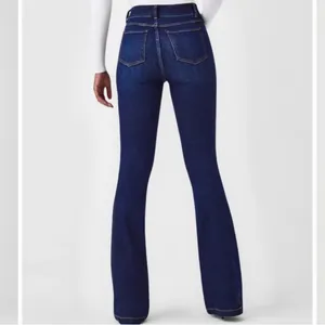 SPANX‎ Denim Pull On Flare Jeans Size 3X NWT thumbnail 2