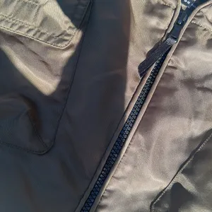Urban Outfitters Green Nylon‎ Cargo Zip Up Mini Skirt thumbnail 3