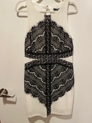 Lulus White & Black Lace Detailed Bodycon Dress thumbnail 4