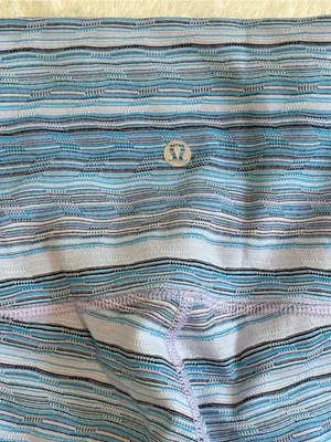 Lululemon Women’s Wunder Under Leggings Size 6 High Rise Blue Purple Stripes Gym thumbnail 4