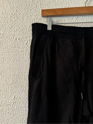 Lululemon Beyond the Studio Ruched Cargo pants LW5GILS black thumbnail 8