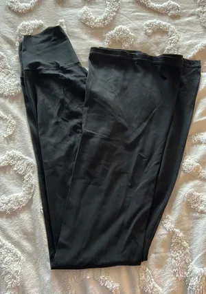 Aerie Crossover Flare Leggings thumbnail 1