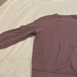 Lululemon cropped crewneck thumbnail 4