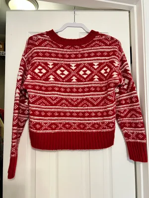 American Eagle red and white sweater  thumbnail 2