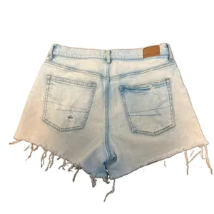 American Eagle Strigid Relaxed Sz 8 Light Wash Mid Rise 5-Pocket Cutoff Shorts thumbnail 2
