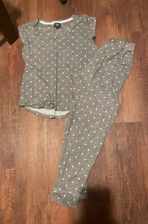 Laura Ashley Pajama Set thumbnail 1