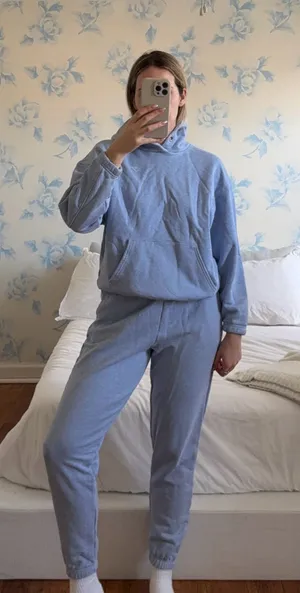 Gymshark Lounge Set Sweatpants & Sweatshirt thumbnail 1