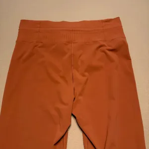 Vuori Daily Jogger Sweatpants Leggings Yoga Pants Burnt Orange Stretch Women XL thumbnail 12