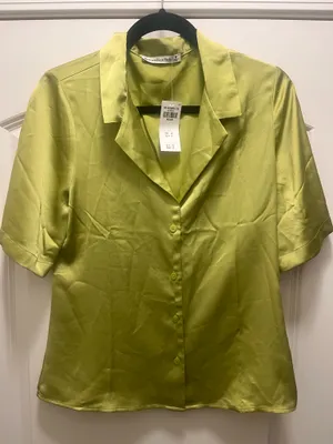NWT Abercrombie Satin Top thumbnail 1