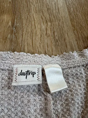 Cream V Neck Waffle Knit Long Sleeve Top thumbnail 5