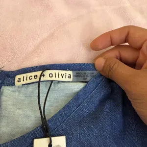 Alice + Olivia Reggie Muscle Crop Tank Top Denim Print Size Small Lightweight‎ thumbnail 9
