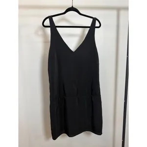 Amanda Uprichard Black 100% Silk V-Neck Dropped Waist Mini Dress‎ Medium thumbnail 4