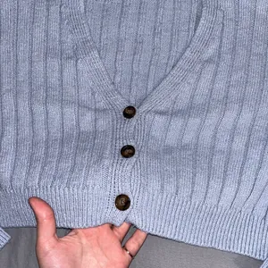 Kaylee Crop Cardigan thumbnail 4