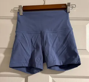 Lululemon Wunder Train Shorts thumbnail 1