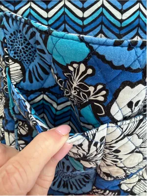 Women's Vera Bradley Quilted Floral Backpack One Size Blue White thumbnail 5