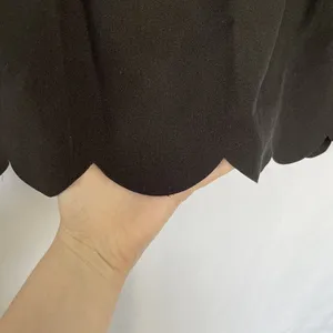 Black Scalloped Hem Mini Skirt With Side Zipper Closure business casual comfort‎ thumbnail 2