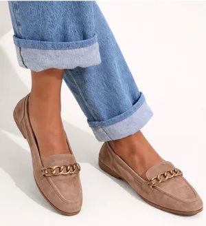 Steve Madden Beige Famed Suede Leather Slip On Loafer Chain Accents thumbnail 1