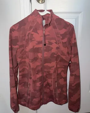 Lululemon Define Jacket thumbnail 1