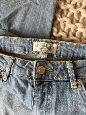 Free People Low-Rise Jeans thumbnail 2