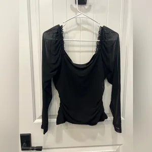 Elegant Black Long Sleeve Women's Top thumbnail 3