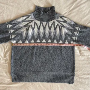 Badgley Mischka Fair Isle Turtleneck Sweater Size L thumbnail 6