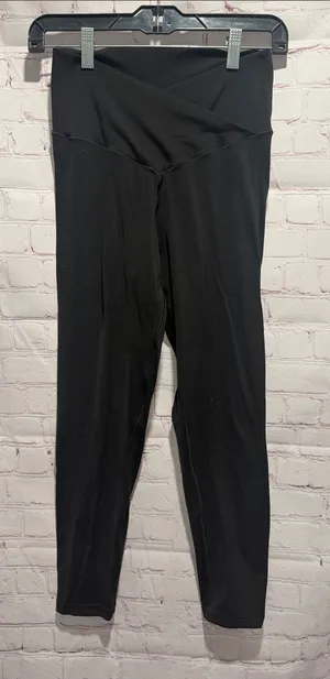 OFFLINE By Aerie Real Me High Waisted Crossover Legging Woman’s‎ Size Large thumbnail 1
